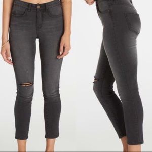 🆕 Billabong Salt Washed Black Pebble Hot Mama Jeans